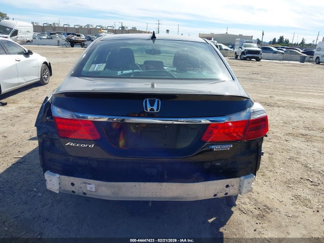 1HGCR6F70FA000952 Honda Accord Hybrid Touring