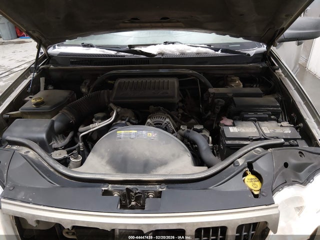 2005 Jeep Grand Cherokee Laredo მანქანა იყიდება აუქციონზე, vin: 1J4GR48K15C707299, აუქციონის ნომერი: 44447439