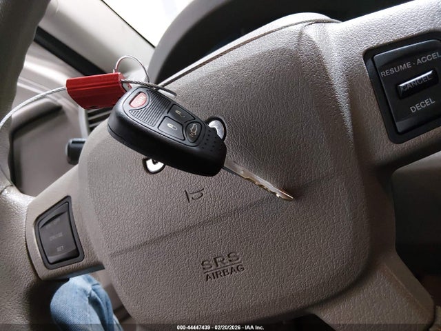 2005 Jeep Grand Cherokee Laredo მანქანა იყიდება აუქციონზე, vin: 1J4GR48K15C707299, აუქციონის ნომერი: 44447439
