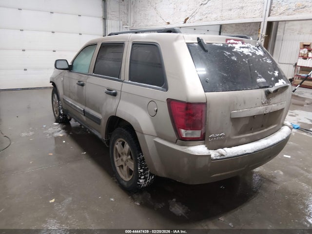 2005 Jeep Grand Cherokee Laredo მანქანა იყიდება აუქციონზე, vin: 1J4GR48K15C707299, აუქციონის ნომერი: 44447439