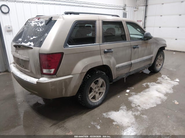 2005 Jeep Grand Cherokee Laredo მანქანა იყიდება აუქციონზე, vin: 1J4GR48K15C707299, აუქციონის ნომერი: 44447439