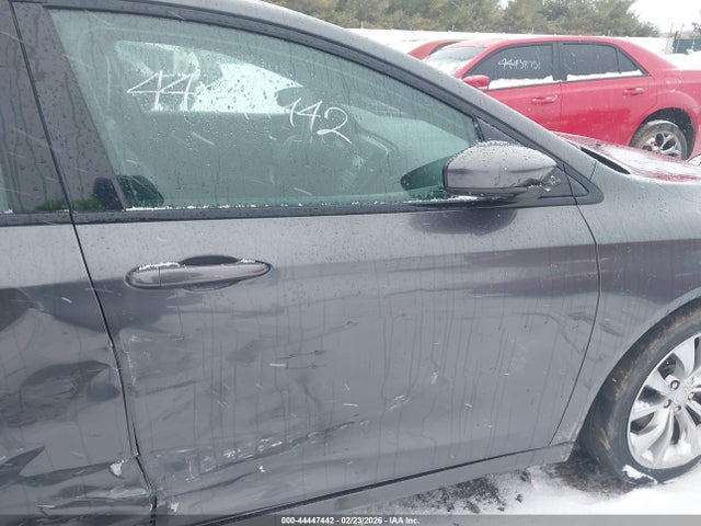 Продажа на аукционе авто 2015 Chrysler 200 S, vin: 1C3CCCBB1FN613197, номер лота: 44447442