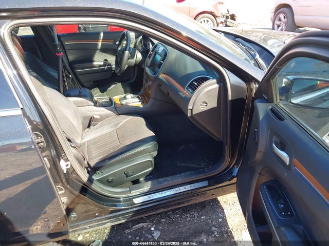 2015 CHRYSLER 300C 2C3CCAPG2FH853845 Photo 4