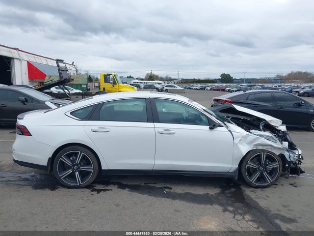 1HGCY2F59PA011542 Honda Accord Hybrid Sport