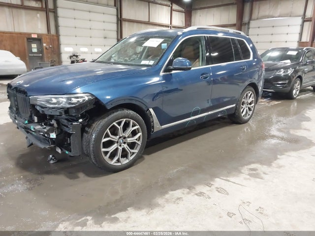 2022 BMW X7 5UXCW2C08N9M79899 Photo 1