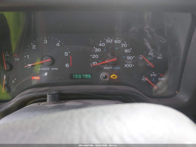 2002 Jeep Wrangler X მანქანა იყიდება აუქციონზე, vin: 1J4FA39S02P726457, აუქციონის ნომერი: 44447494