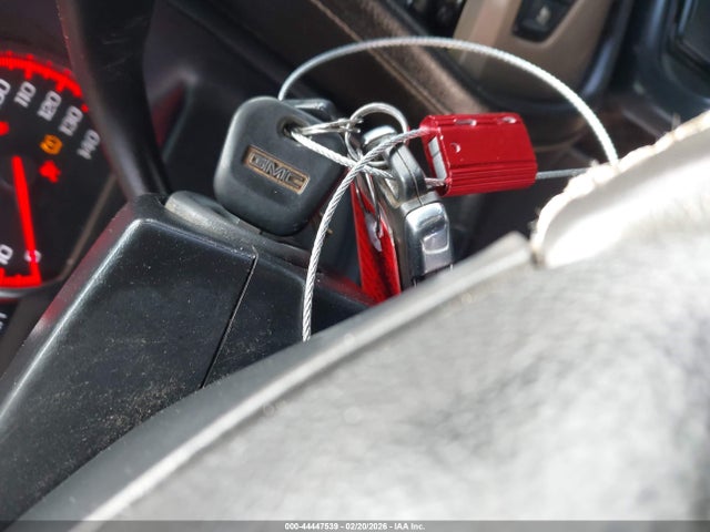 1GT12UE83GF204898 GMC Sierra 2500hd Denali