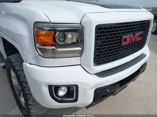 1GT12UE83GF204898 GMC Sierra 2500hd Denali