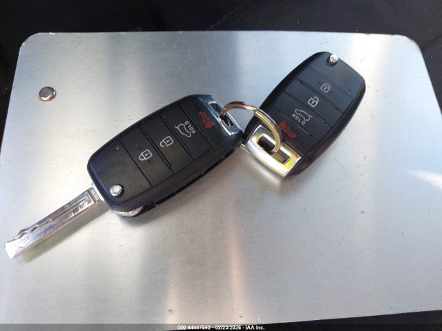KIA SOUL + 2018 KNDJP3A51J7530286 Image 11