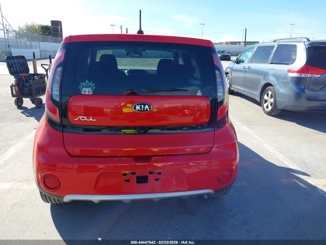 KIA SOUL + 2018 KNDJP3A51J7530286 Image 17