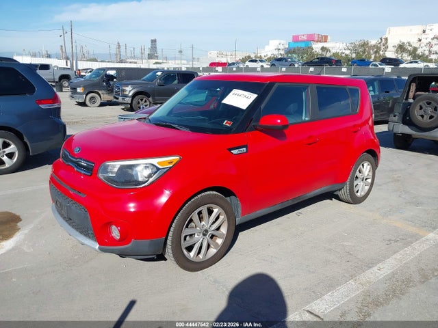KIA SOUL + 2018 KNDJP3A51J7530286 Image 2