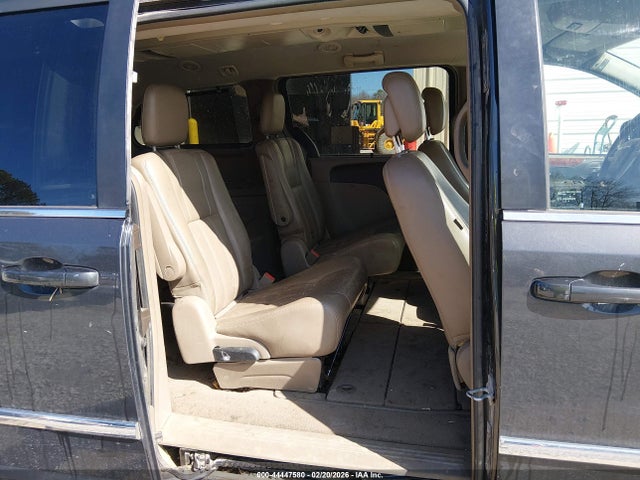 44447580 :رقم المزاد ، 2C4RC1CG7CR135077 vin ، 2012 Chrysler Town & Country Touring-l مزاد بيع
