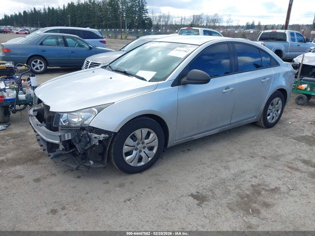 1G1PA5SG7F7164387 Chevrolet Cruze Ls Auto