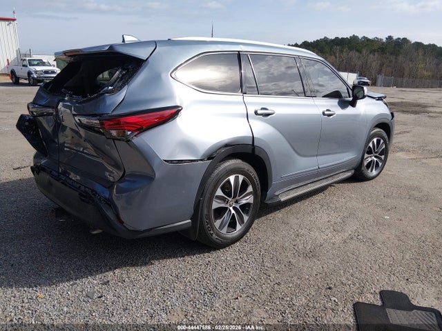 2022 TOYOTA HIGHLANDER 5TDGZRAH4NS099181 Photo 3