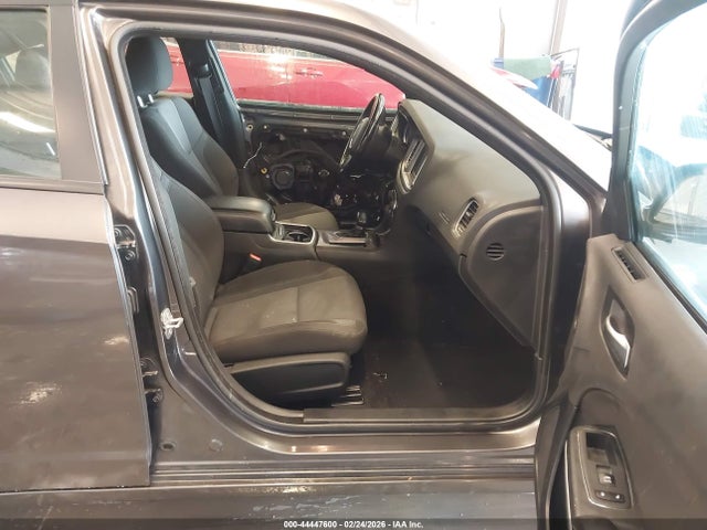 Продажа на аукционе авто 2022 Dodge Charger Sxt Rwd, vin: 2C3CDXBG0NH182598, номер лота: 44447600