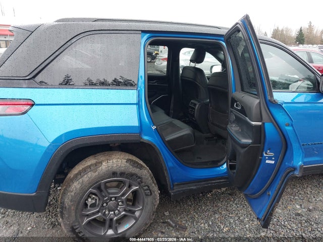 44447605 :رقم المزاد ، 1C4RJYC60P8884004 vin ، 2023 Jeep Grand Cherokee 4xe Trailhawk Carb State Pkg مزاد بيع