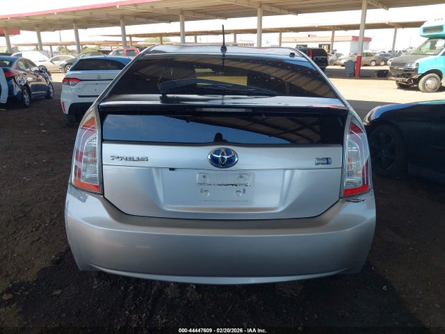 Toyota Prius Two 2015 JTDKN3DU3F0423690 Image 16