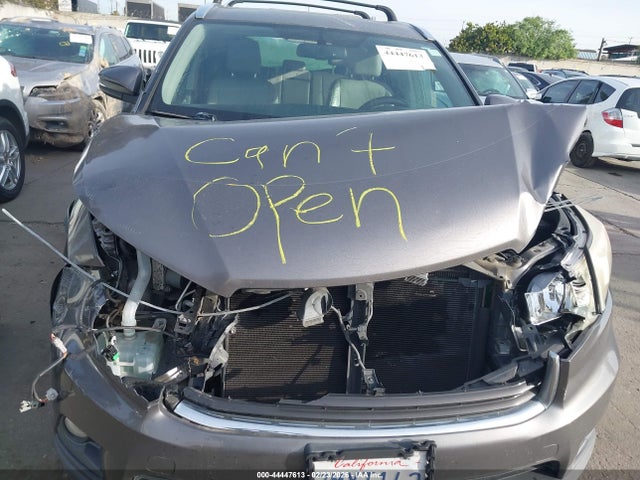 5TDKKRFHXFS105770 Toyota Highlander Xle V6