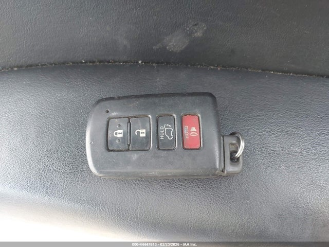 5TDKKRFHXFS105770 Toyota Highlander Xle V6