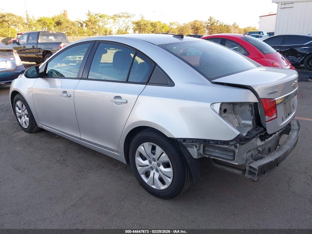 1G1PA5SGXE7157903 Chevrolet Cruze Ls Auto
