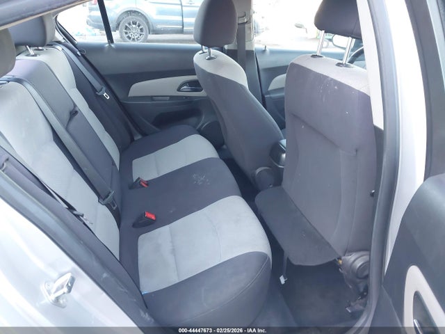 1G1PA5SGXE7157903 Chevrolet Cruze Ls Auto