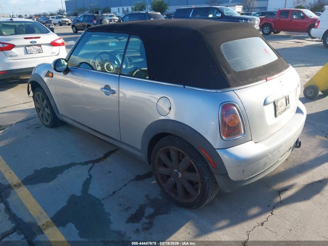 2009 MINI COOPER WMWMR33539TU96257 Photo 2