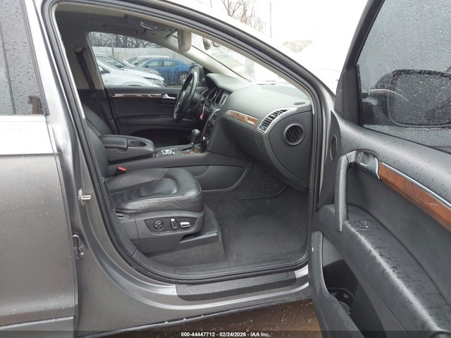Auction sale of the 2011 Audi Q7 3.0t Premium, vin: WA1LGAFE2BD009824, lot number: 44447712
