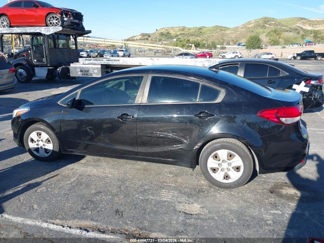 KIA FORTE LX 2018 3KPFL4A76JE220482 Image 14