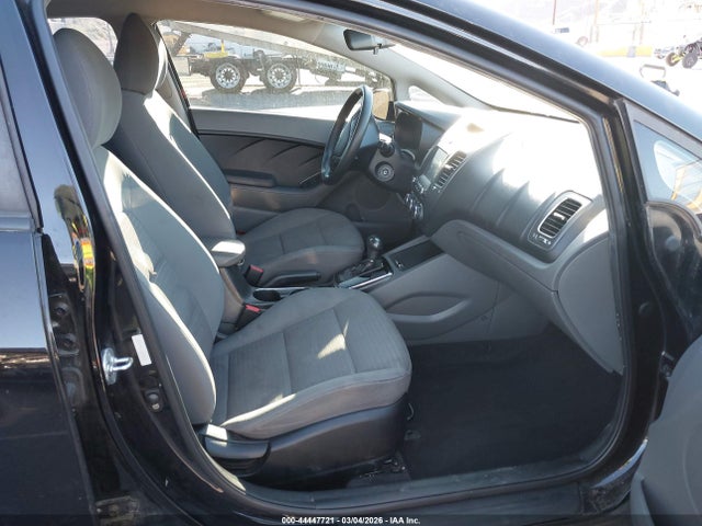 KIA FORTE LX 2018 3KPFL4A76JE220482 Image 5