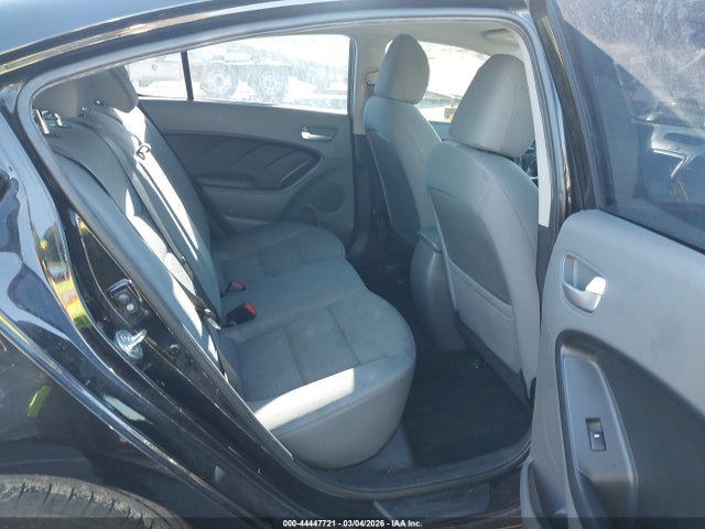 KIA FORTE LX 2018 3KPFL4A76JE220482 Image 8