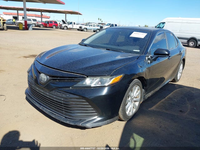 4T1B11HK9JU097111 Toyota CAMRY LE