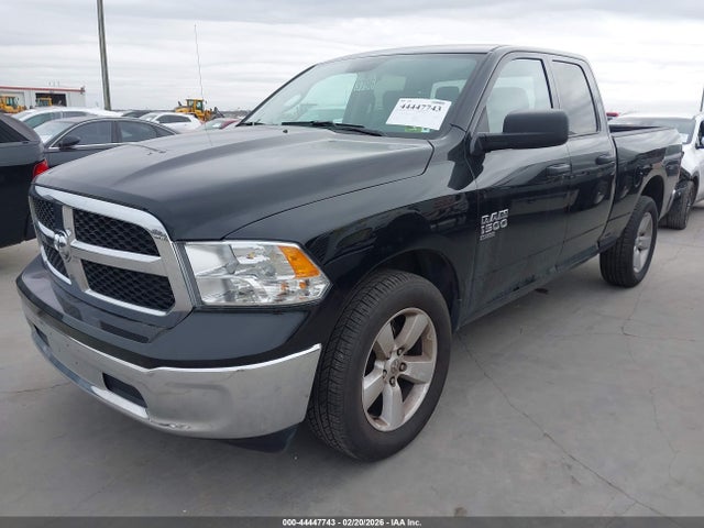 1C6RR7GG0RS148831 RAM 1500 Classic Slt 4x4 6&#039;4 Box