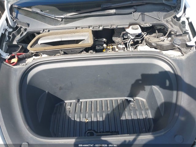 2021 TESLA MODEL Y 5YJYGDEE9MF199888 Photo 9