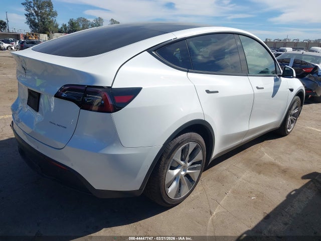 2021 TESLA MODEL Y 5YJYGDEE9MF199888 Photo 3