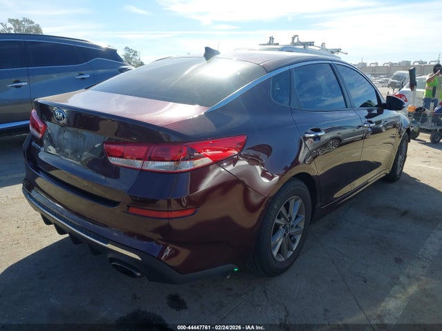 5XXGT4L3XLG402825 KIA Optima Lx