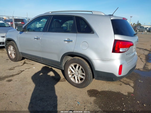 KIA SORENTO LX 2014 5XYKT3A68EG466040 Image 3