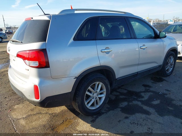 KIA SORENTO LX 2014 5XYKT3A68EG466040 Image 4