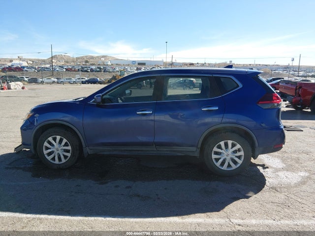 Продажа на аукционе авто 2018 Nissan Rogue S, vin: KNMAT2MV1JP588755, номер лота: 44447798