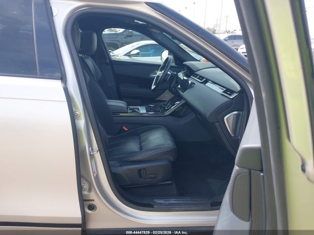 2018 LAND ROVER RANGE ROVER VELAR SALYL2RV0JA723372 Photo 4
