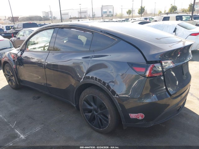 7SAYGDEE9RF195916 Tesla Model Y Long Range Dual Motor All-wheel Drive