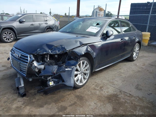 2018 AUDI A4 WAUDNAF4XJA119640 Photo 1