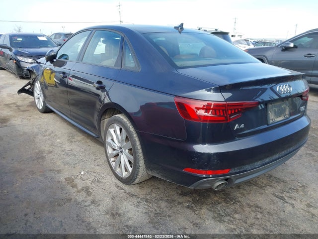 2018 AUDI A4 WAUDNAF4XJA119640 Photo 2