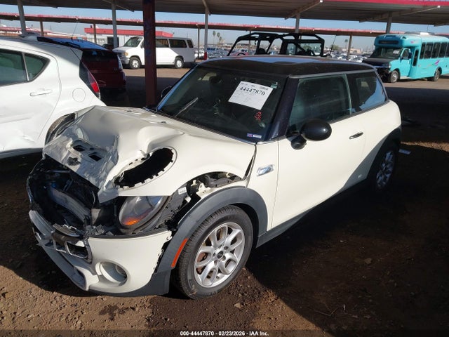 2015 MINI HARDTOP WMWXP7C53F2A42007 Photo 1