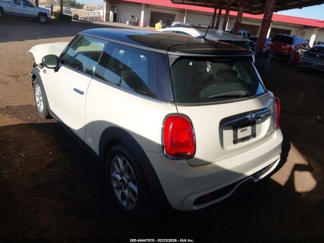 2015 MINI HARDTOP WMWXP7C53F2A42007 Photo 2