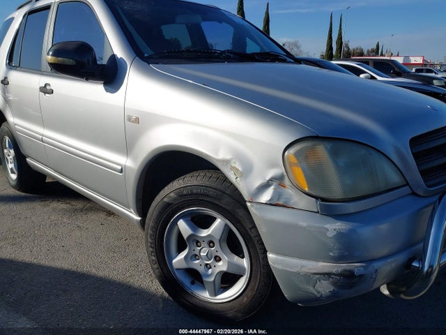 2000 Mercedes-benz Ml 320 მანქანა იყიდება აუქციონზე, vin: 4JGAB54E9YA160557, აუქციონის ნომერი: 44447967