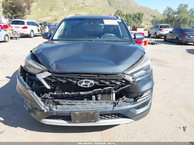 KM8J33AL9KU872464 Hyundai Tucson Sport