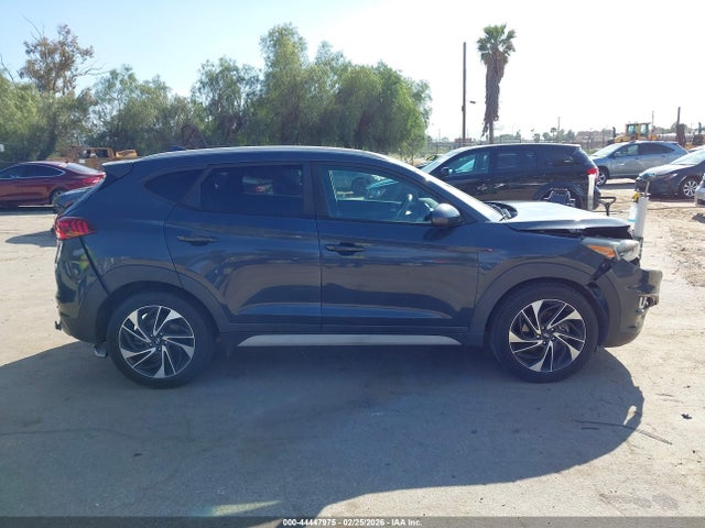 KM8J33AL9KU872464 Hyundai Tucson Sport