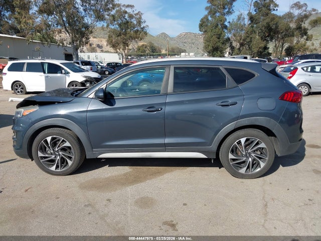 KM8J33AL9KU872464 Hyundai Tucson Sport