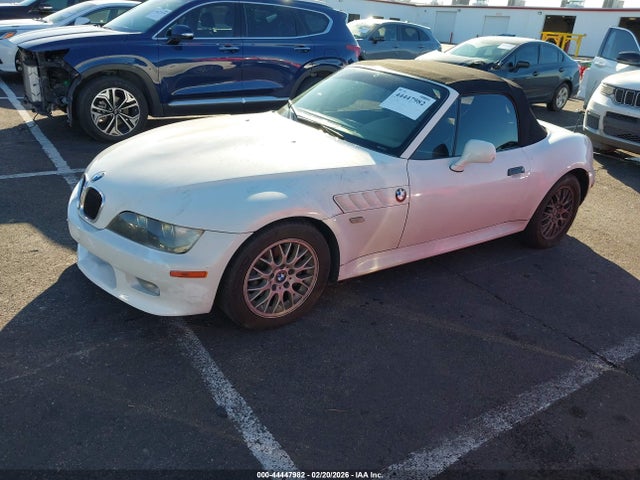 2001 BMW Z3 WBACN33431LM04082 Photo 1