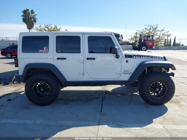 1C4HJWFG9HL727977 Jeep Wrangler Unlimited Rubicon Recon 4x4